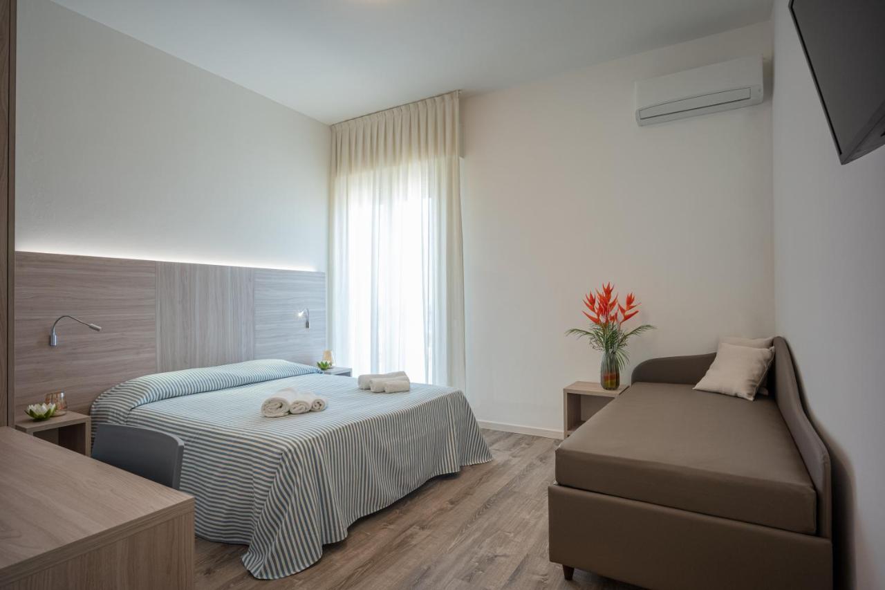 San Francisco Hotel 2*